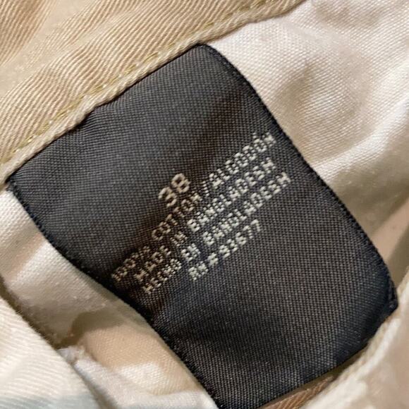 St. John’s Bay Cream Men Short Pants Size 38 - Picture 4 of 4